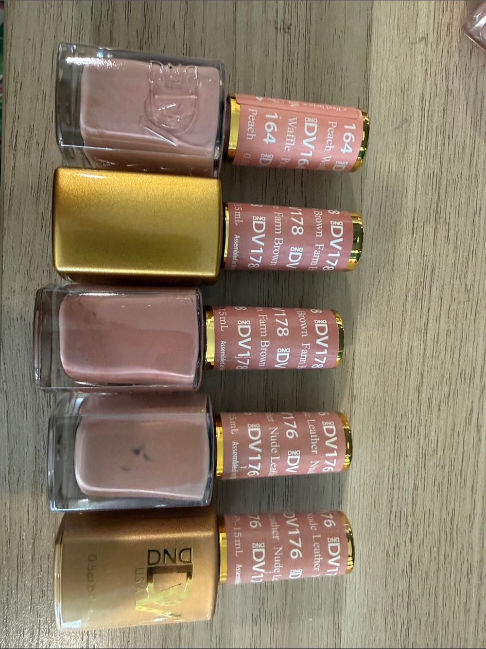 DND Professional Gel Polish Set - Peachy Nude & Gold